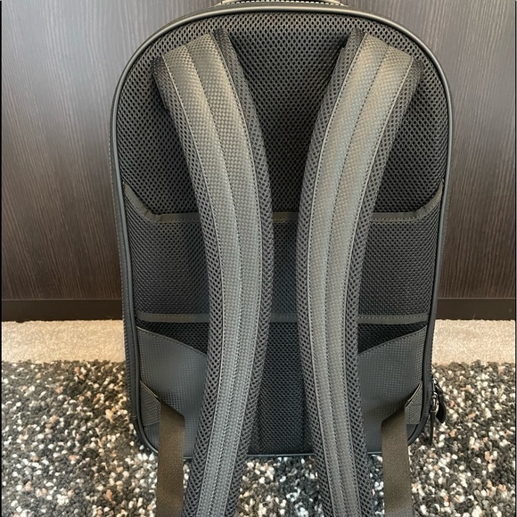 Montblanc Extreme Rucksack-New- Retail $1600 - Picture 2 of 8